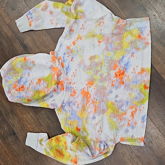 Free People  Thinking about you  Tie dye cropped hoodie. - Picture 13 of 13